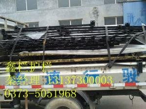 獲嘉賈經(jīng)理古銅大門，圍墻護(hù)欄裝車待發(fā)